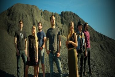 HESIAN TALDEAK BIDEOKLIP BERRIA DU: IZAR